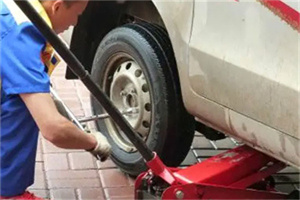 石嘴山附近拖车24小时服务热线电话